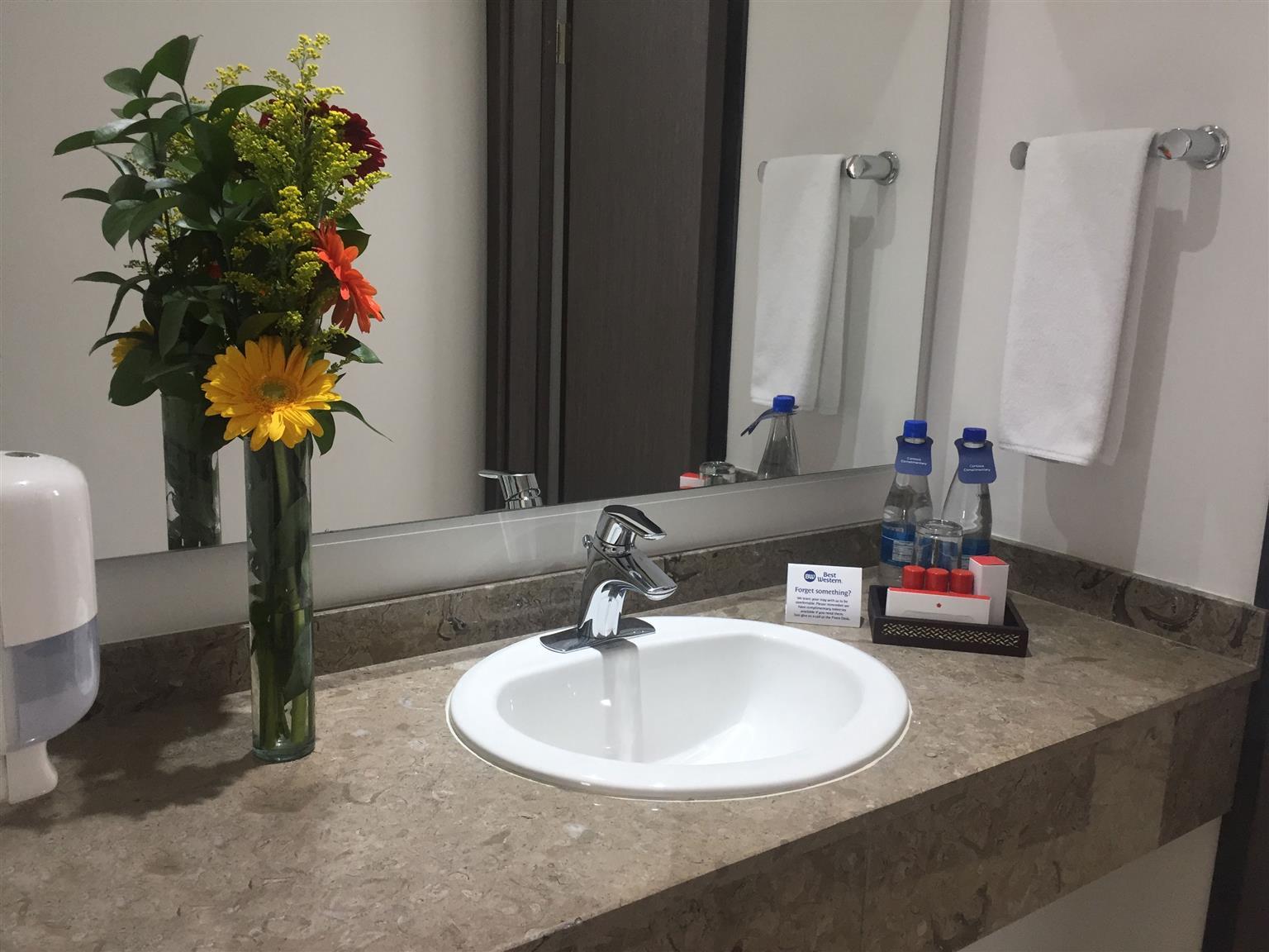 Best Western Calleja Suites Bogota Ngoại thất bức ảnh