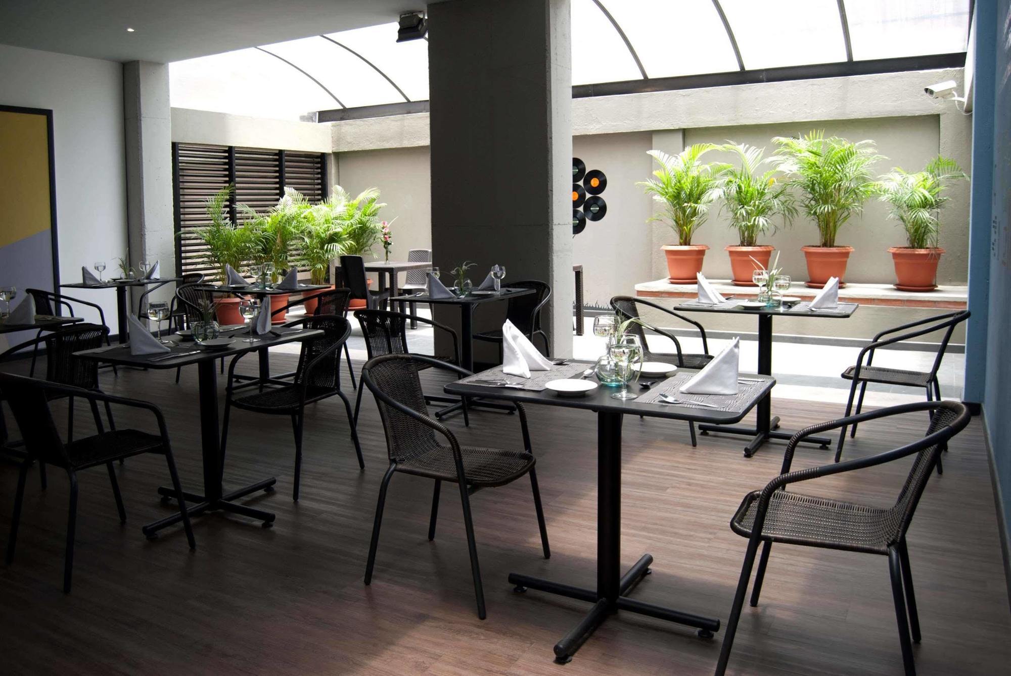 Best Western Calleja Suites Bogota Ngoại thất bức ảnh